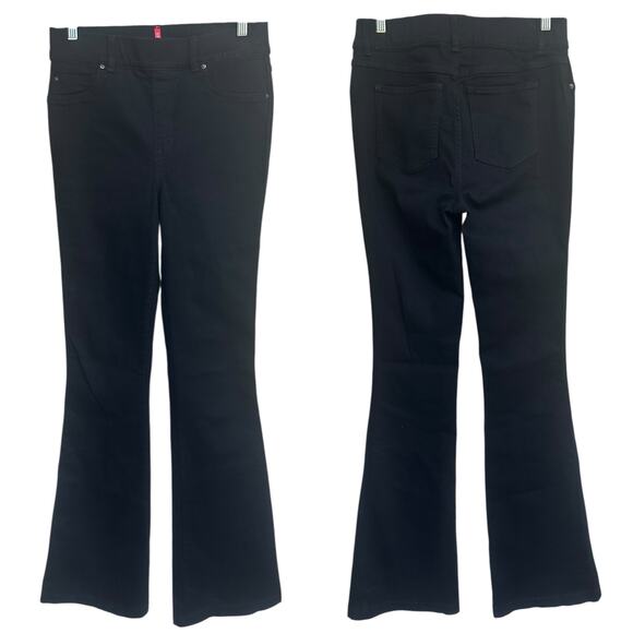 Spanx EveryWear Flare Pull-On Jeans Black Stretch Denim Comfort Staple Capsule - Picture 1 of 8